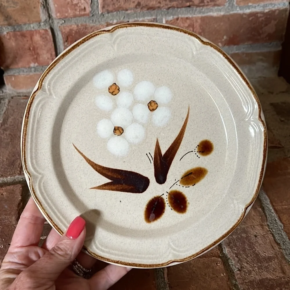Vtg Classic by Hearthside Castlewood Hand Painted Set of 4 Side Plates
